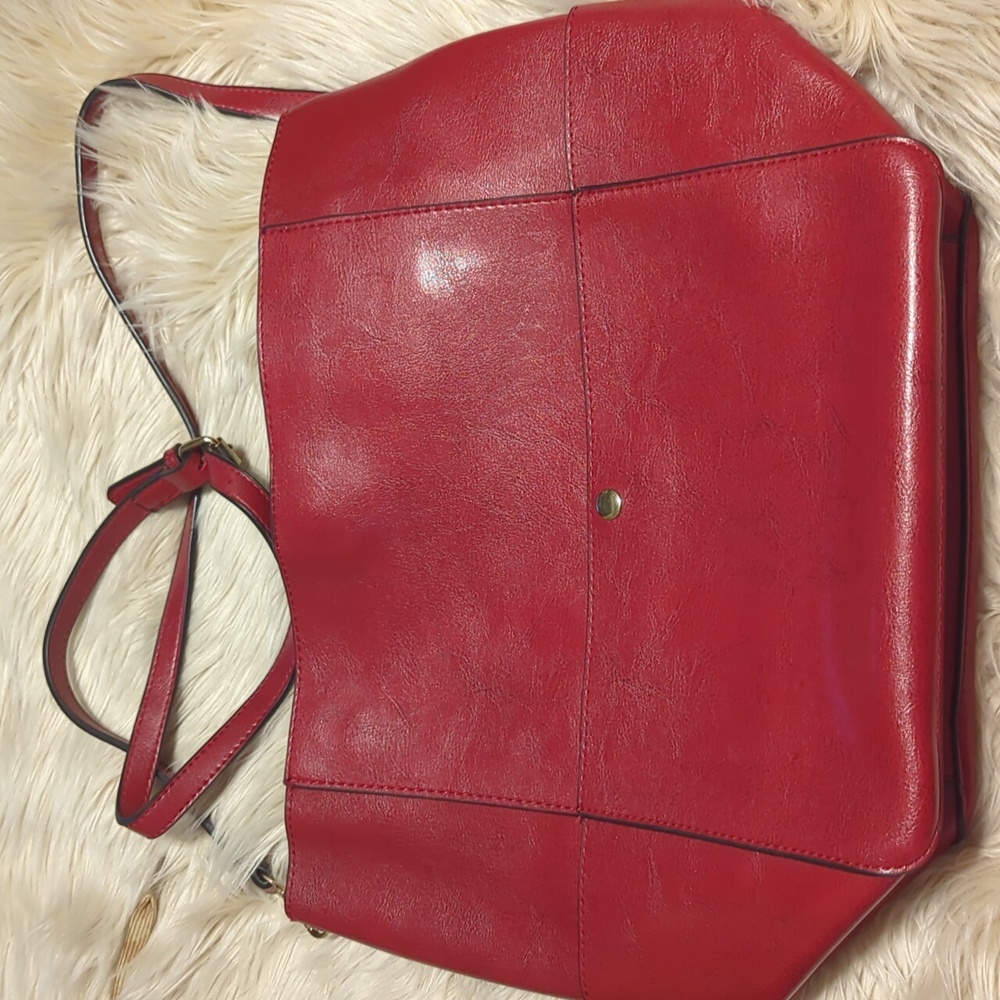 Red purse bag with bonus pouch and strap - Picture 4 of 5